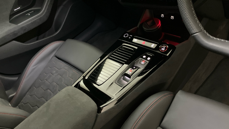 Audi A6 370kW S6 100kWh Launch Edition 5dr Auto Electric Estate